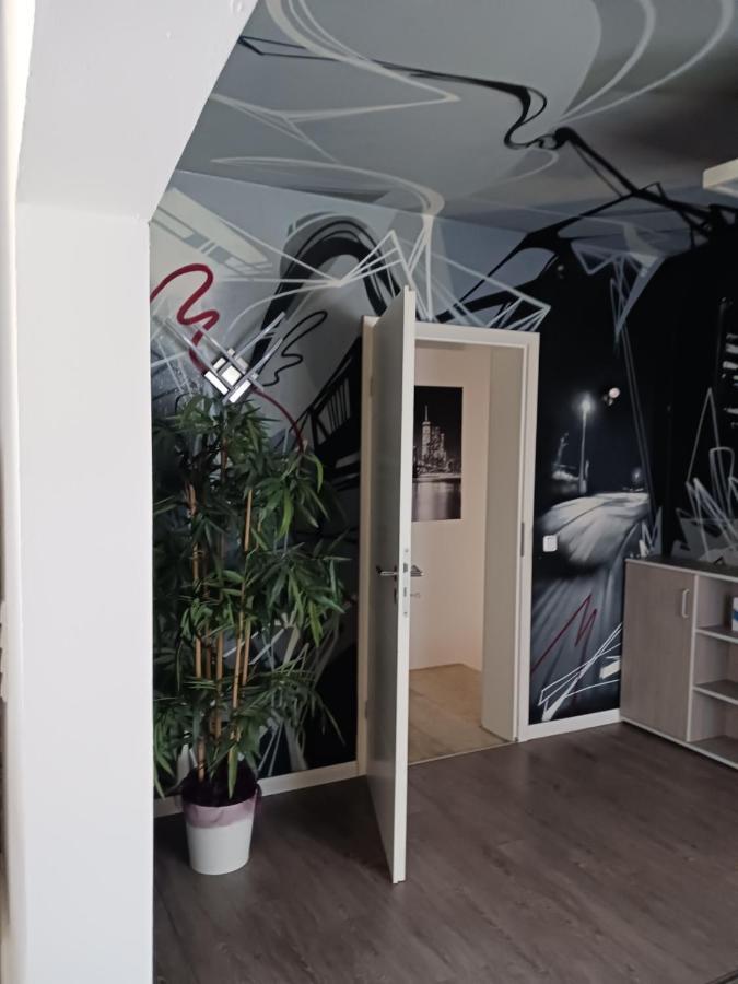 Moderne Wohnung In Ruhiger Lage Щолберг Екстериор снимка